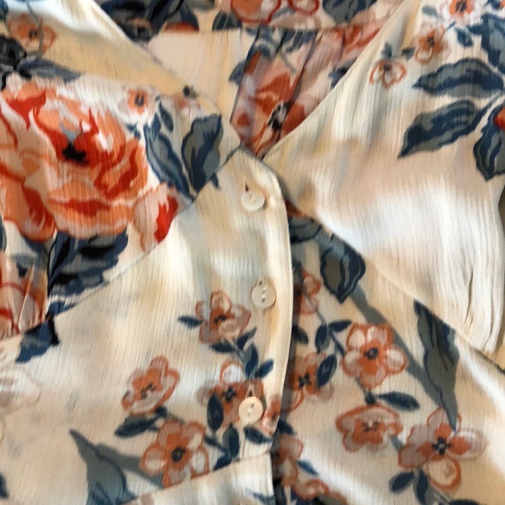 Dress - Picture 4 of 4